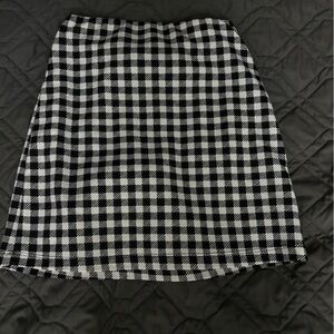 Tight skirt with elastic waist band, size s